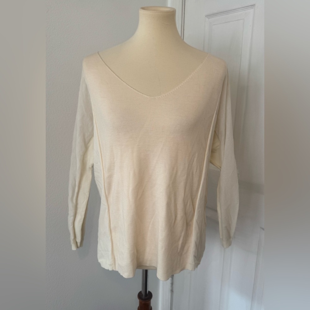 Armani Exchange Merino Wool Knit Sweater Cream V-Neck Lightweight Med *Spot*